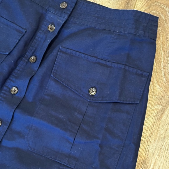 Banana Republic navy skirt 💙 - Picture 2 of 4